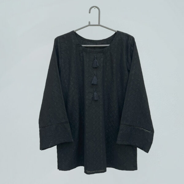 Black Chikankari Cotton Kurti for Women USA (2) Black Chikankari Cotton Kurti for Women USA