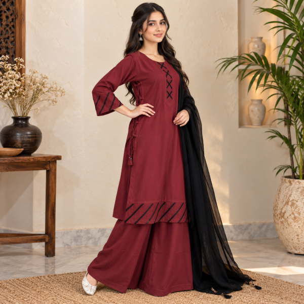 Maroon 3 Piece Pakistani Dhanak Suit (2) Maroon 3 Piece Pakistani Dhanak Suit