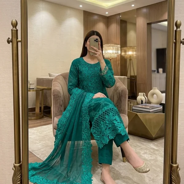 Emerald Green Pakistani Chiffon Suit USA Emerald Green Pakistani Chiffon Suit USA