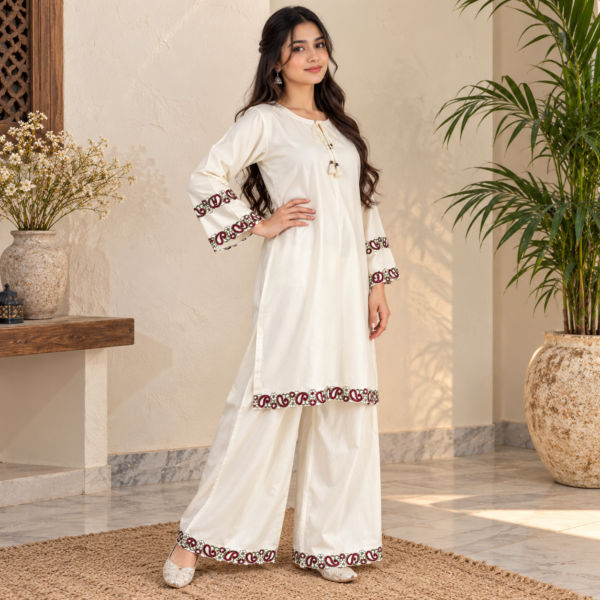 Off-White pakistani dhanak suit usa Off-White pakistani dhanak suit usa