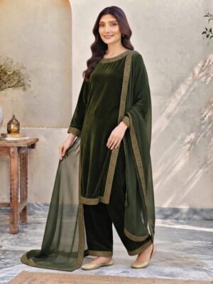 Parrot Stitched Pakistani Velvet Suit USA Parrot Stitched Pakistani Velvet Suit USA
